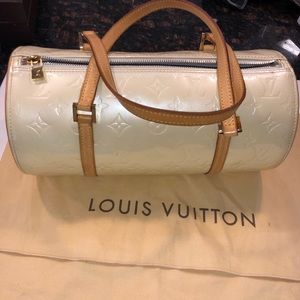 Louis Vuitton Monogram Vernis Perle BEDFORD